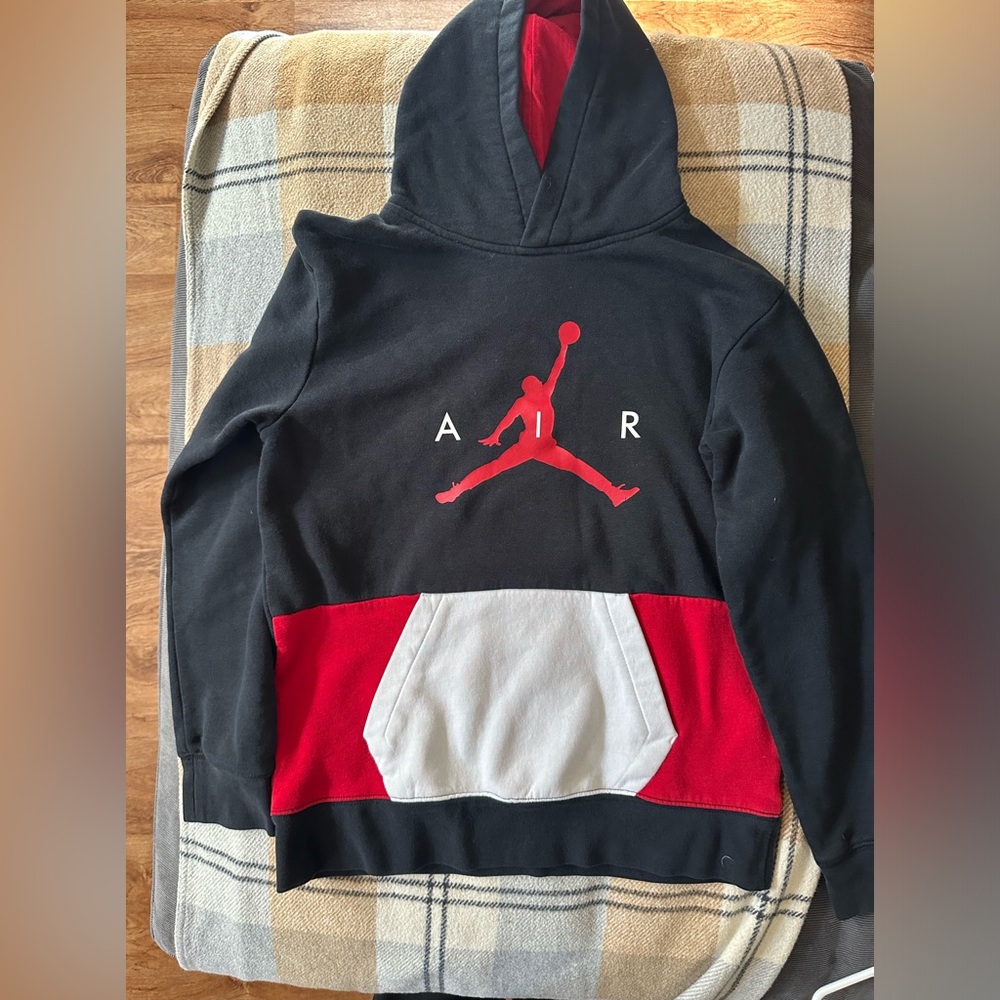Air Jordan hoodie big kids XL